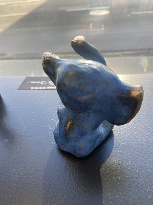 bronze elefant blå